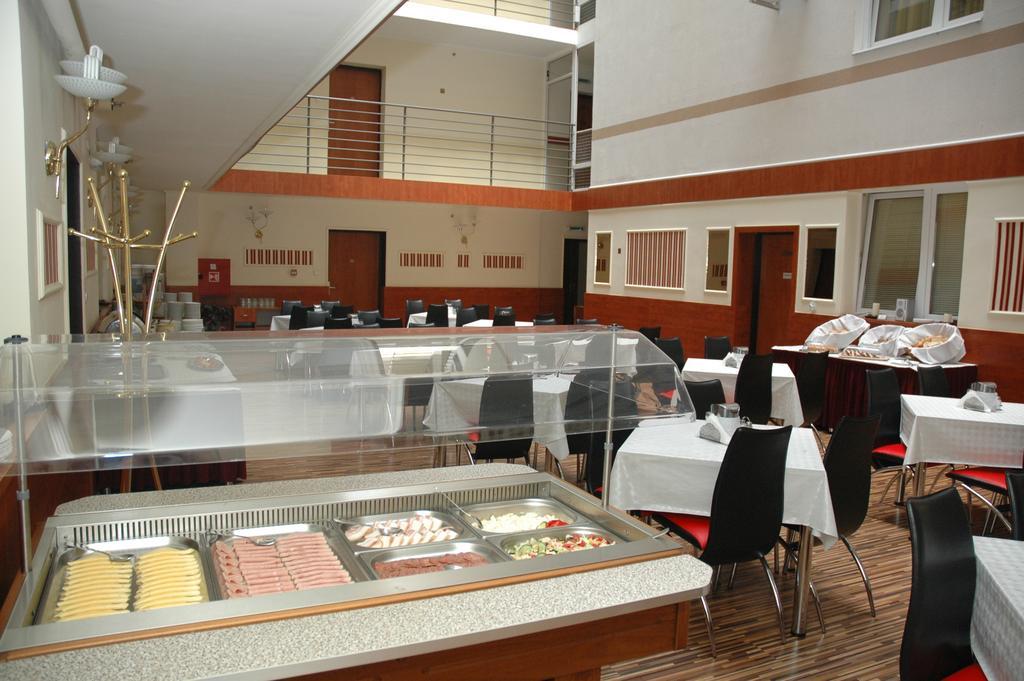 Atlantic Hotel Budapest Luaran gambar
