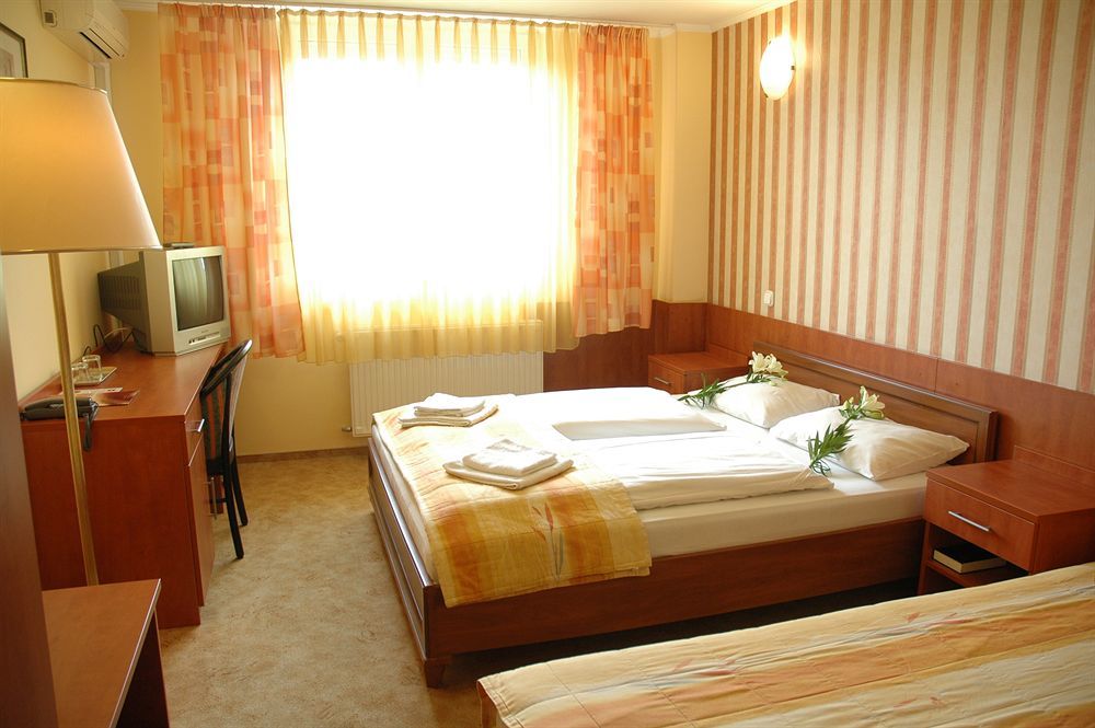 Atlantic Hotel Budapest Luaran gambar