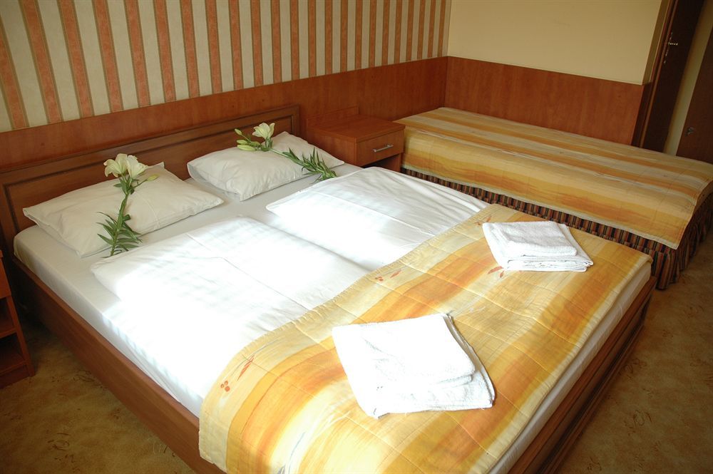 Atlantic Hotel Budapest Luaran gambar