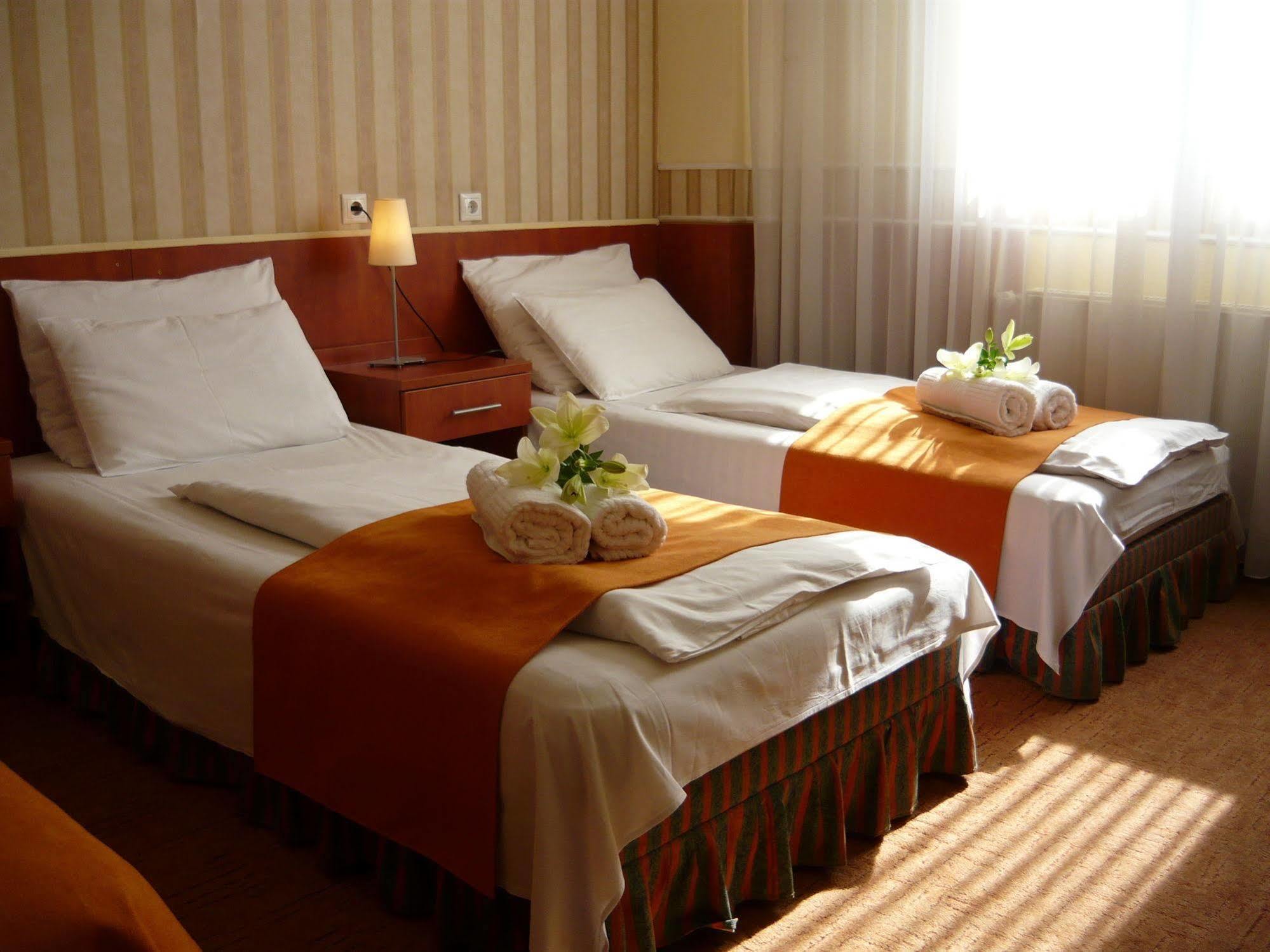 Atlantic Hotel Budapest Luaran gambar