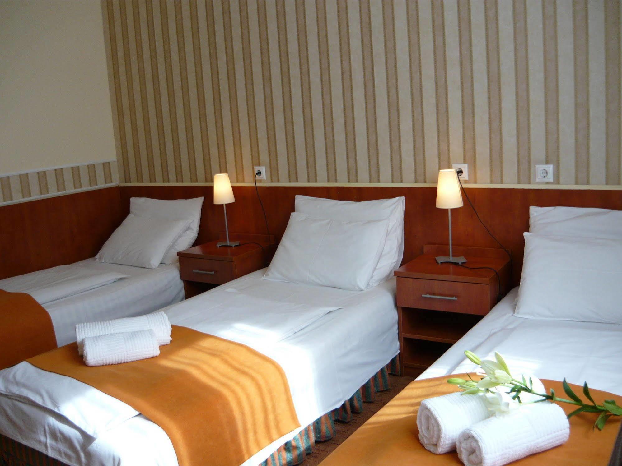 Atlantic Hotel Budapest Luaran gambar